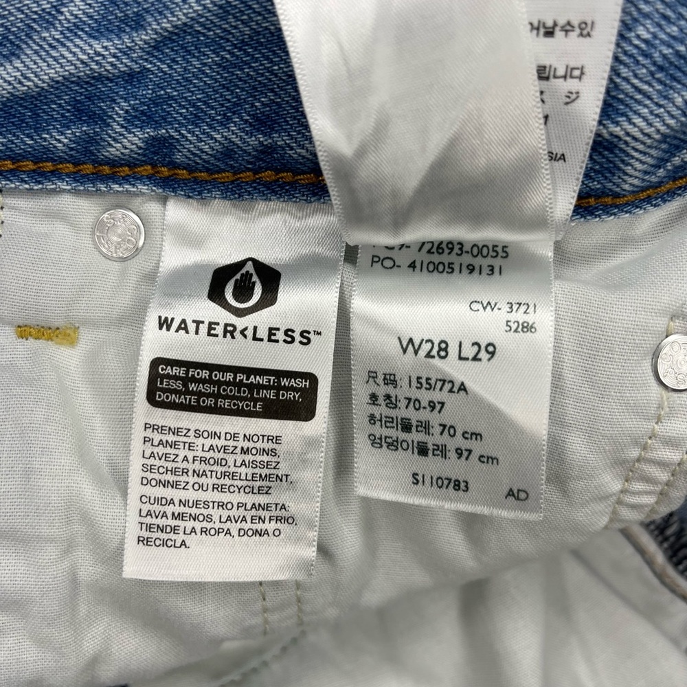 Levis Ribcage Straight Ankle Light Wash Button Fly Jeans Size 28 - Picture 14 of 15